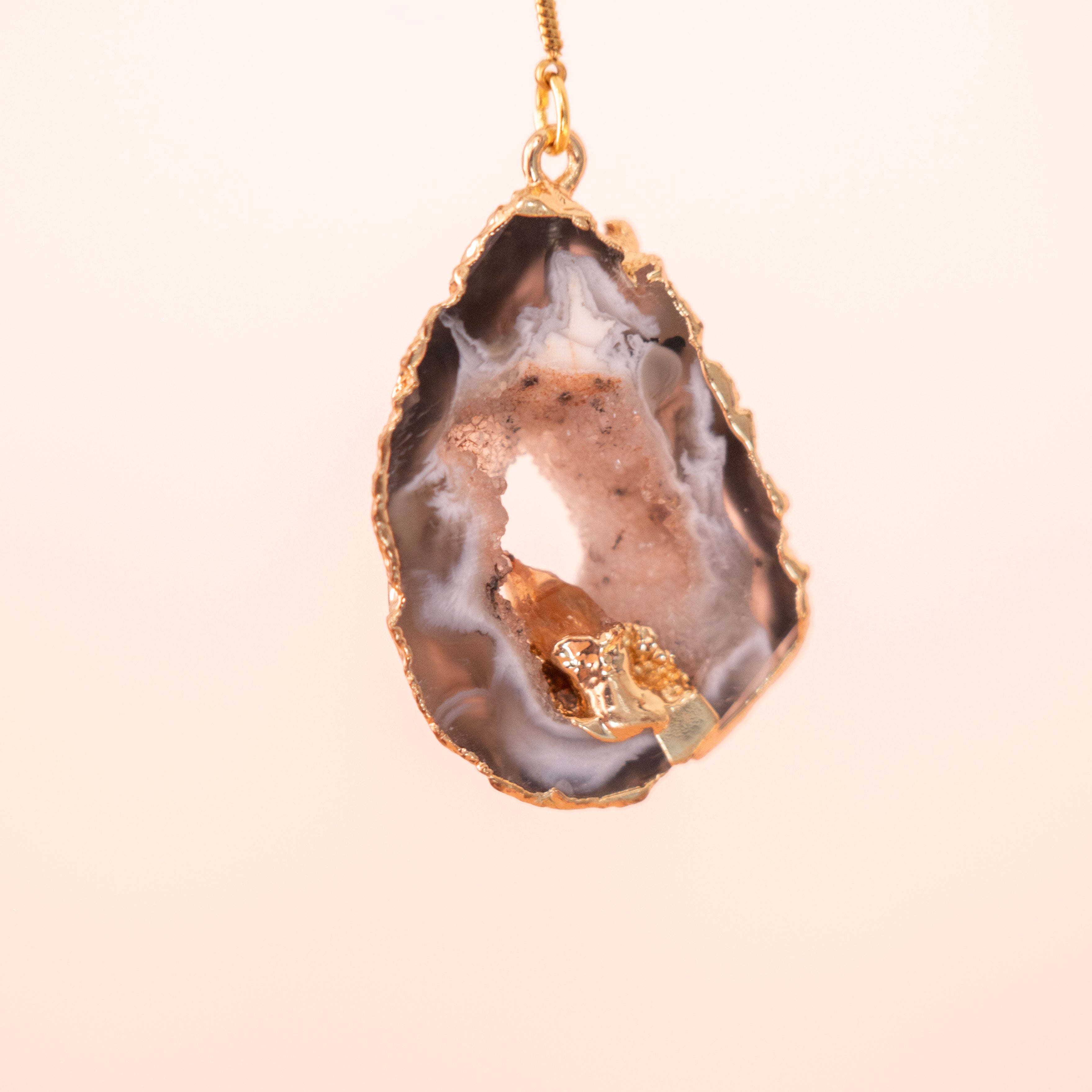 OVAL SPIRAL NECKLACE WITH AGATE