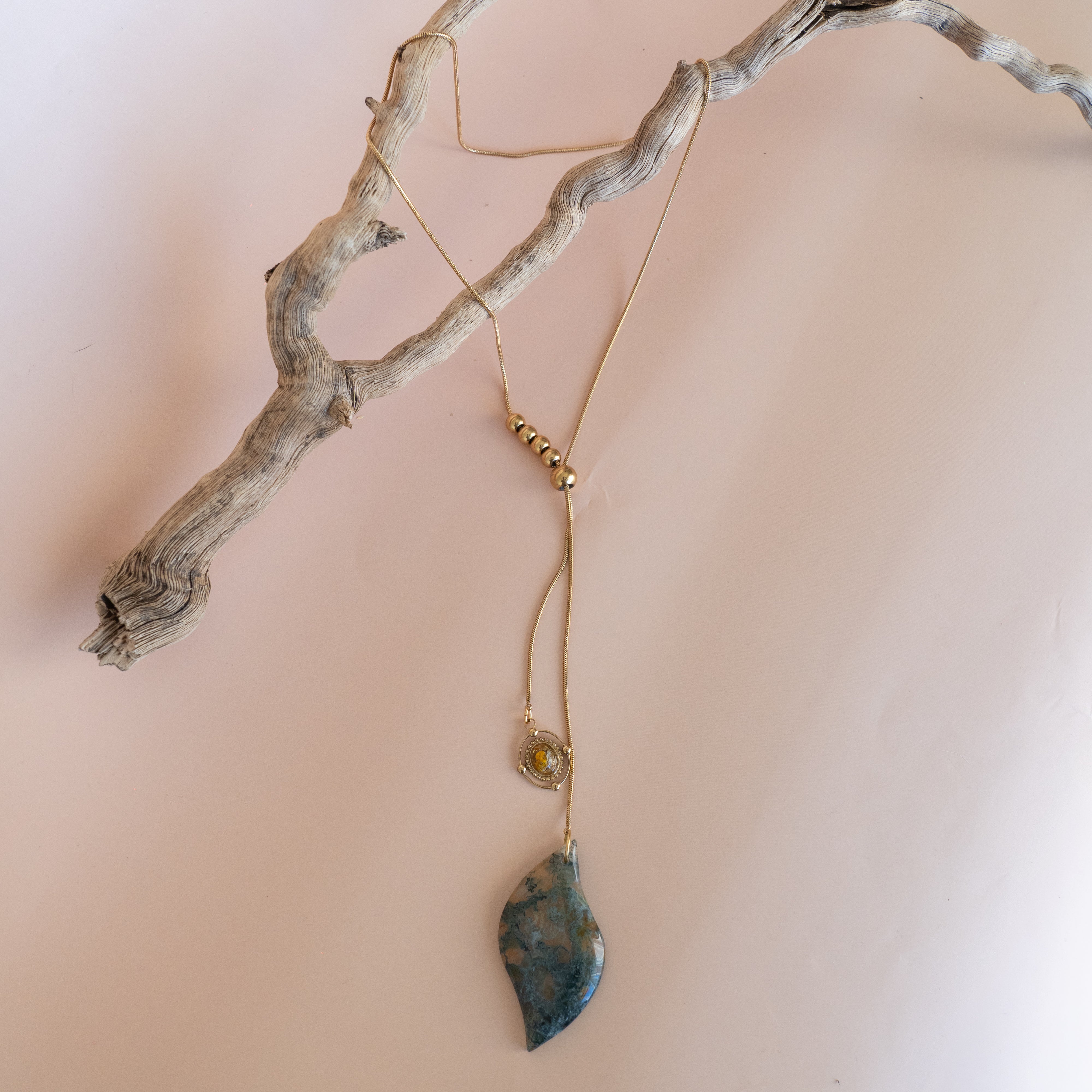 COLLANA SPIRALE OVALE CON AGATA MUSCHIATA