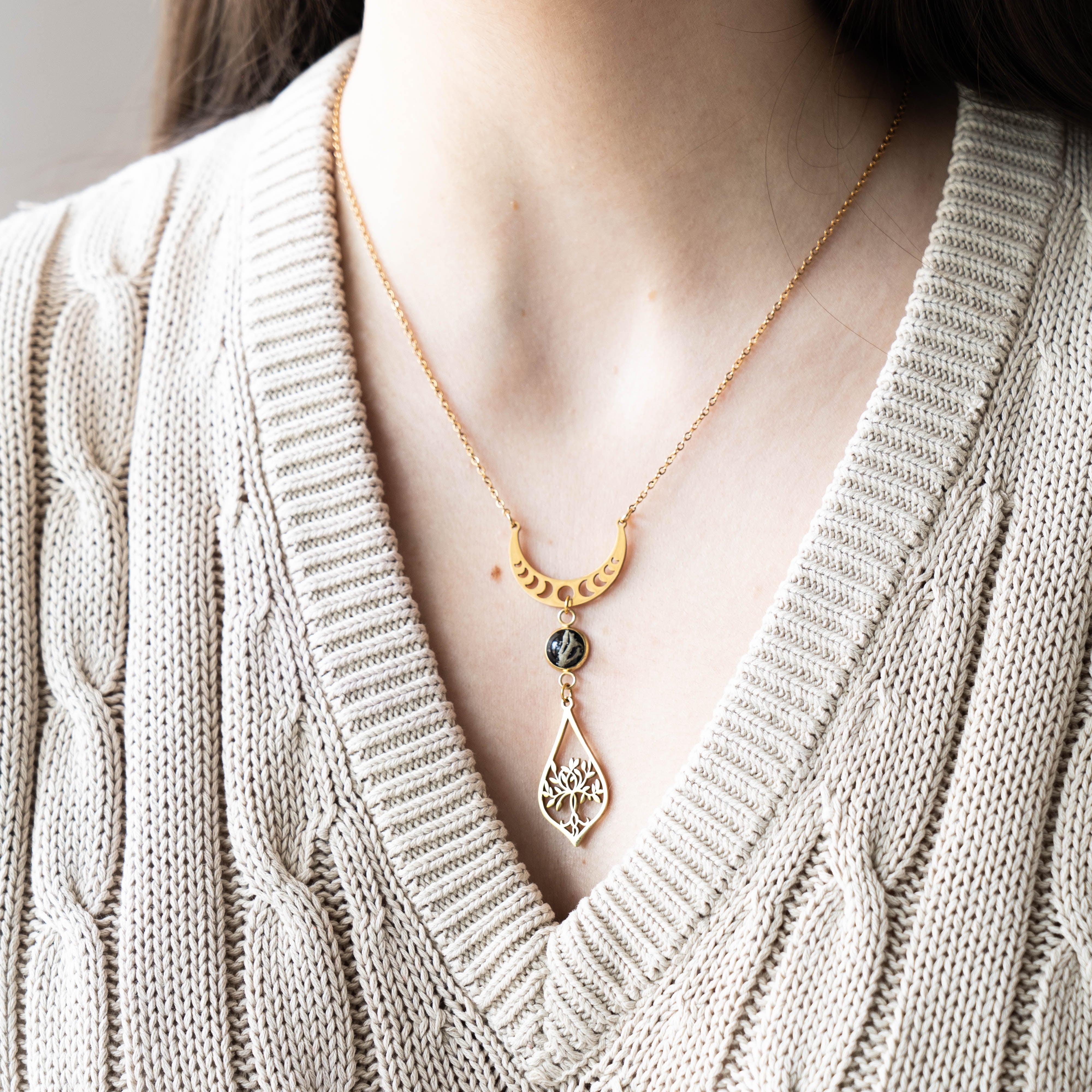 GOLDEN HYPATIA NECKLACES