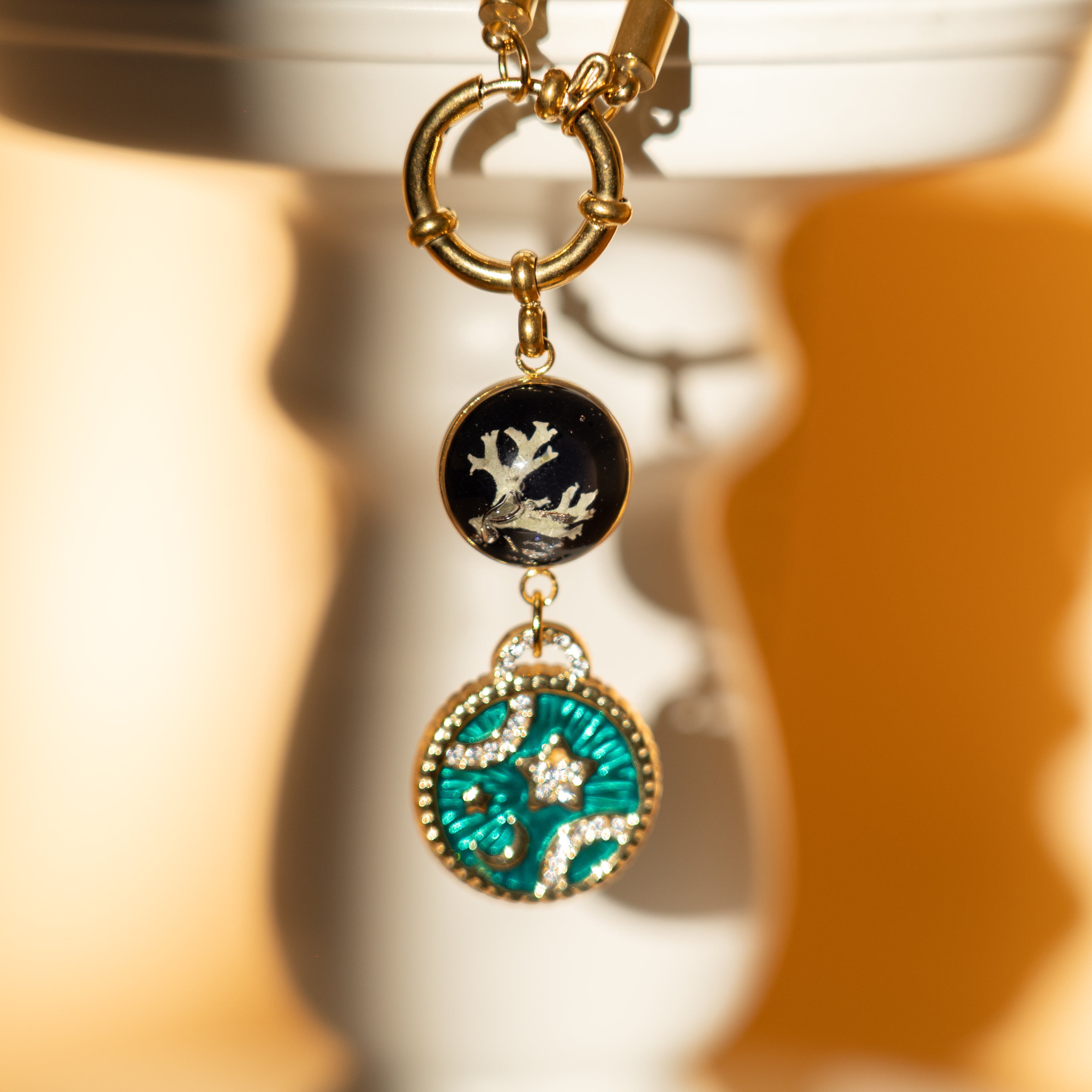 GOLDEN FRIDA NECKLACES