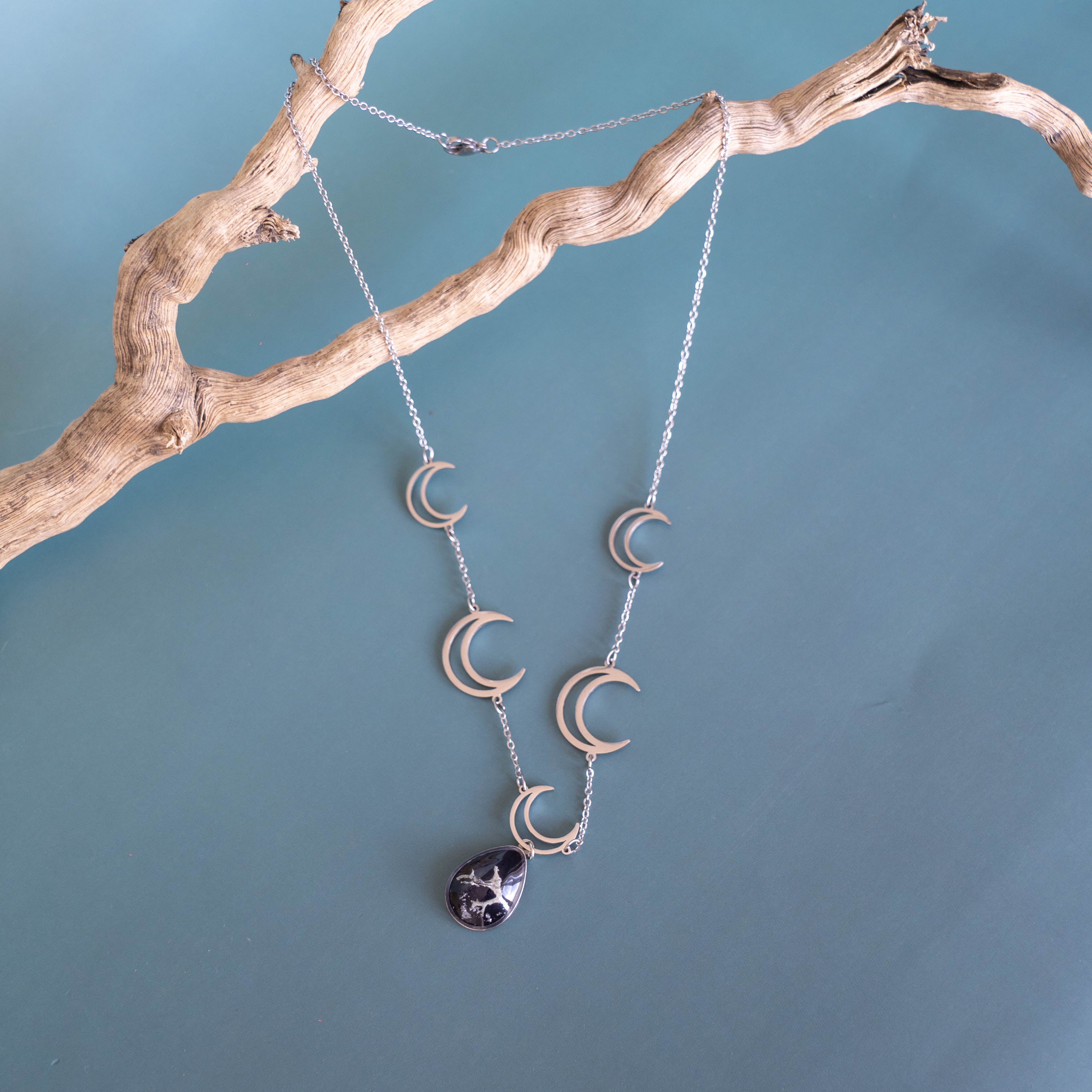 GOLDEN HYPATIA NECKLACES